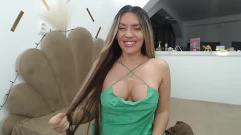EvaBomb online show from 11, 12, 2024