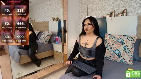 Evadne online show from 20, 10, 2025