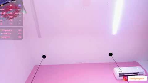 Eva Grace  online show from 28, 1, 2025