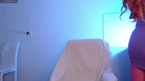 Snapshot of evahailey_ chatting on 11, 11, 2025 Eva online show from 11, 11, 2025