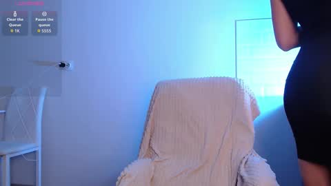 Snapshot of evahailey_ chatting on 14, 11, 2025 Eva online show from 14, 11, 2025