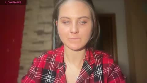 Snapshot of evahazardd chatting on 22, 2, 2025 EvaHazard online show from 22, 2, 2025