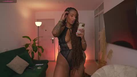 evajacksss_ online show from 11, 2, 2025