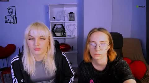 Snapshot of evalora_vei chatting on 23, 11, 2025 evalora online show from 23, 11, 2025