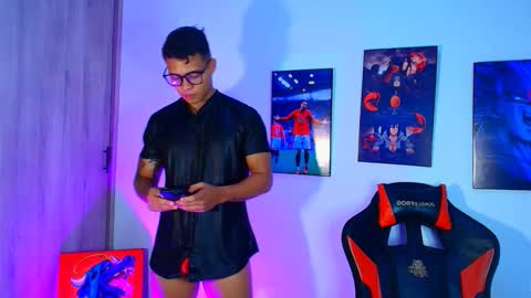 EVAN GREY online show from 30, 10, 2025