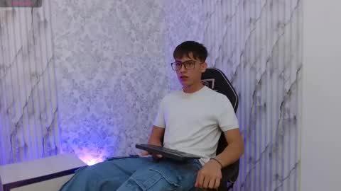 evan_tay online show from 8, 1, 2026