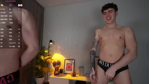 evan_white_ online show from 1, 3, 2026