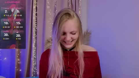 Snapshot of evangel1ne chatting on 9, 10, 2025 evangel1ne online show from 9, 10, 2025