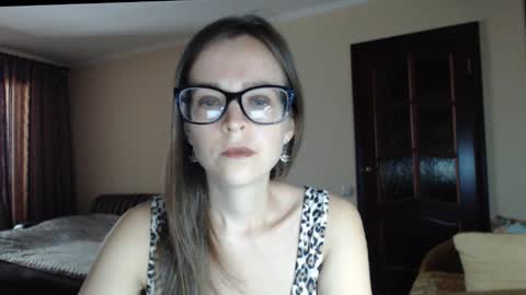 YourMistress online show from 9, 9, 2025