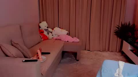 evanonsense online show from 25, 11, 2025