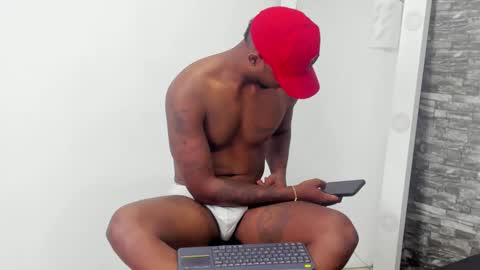 EVANS online show from 4, 10, 2025