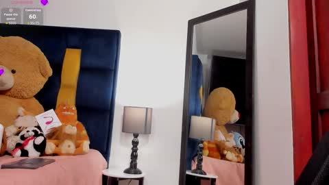 Snapshot of evansstorm01 chatting on 31, 10, 2025 online show from 31, 10, 2025