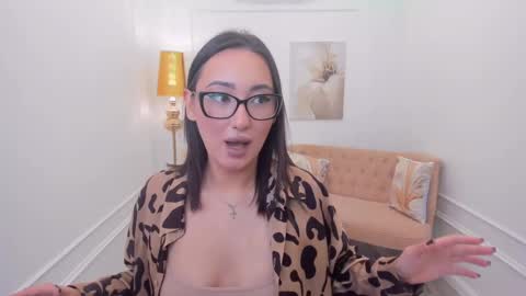 evasarazardje online show from 19, 3, 2026