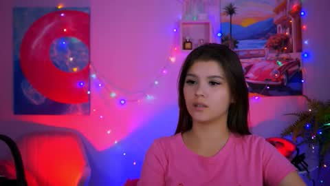 Snapshot of evathopson chatting on 25, 11, 2025 Eva next stream - - 1600 UTC2000 online show from 25, 11, 2025