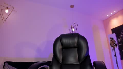 Eve  online show from 5, 1, 2026