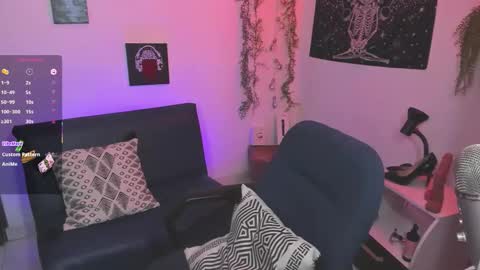 Eve Jane  online show from 10, 10, 2025