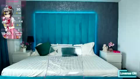 eveeevian online show from 11, 11, 2025