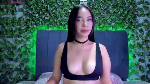E V E L I N online show from 28, 9, 2025
