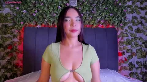 E V E L I N online show from 28, 9, 2025