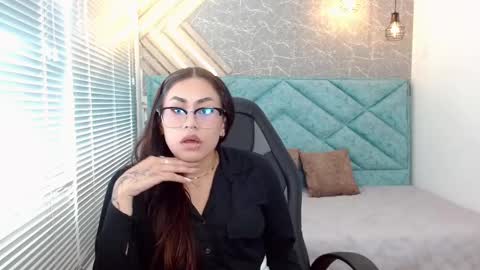 Eveline  online show from 21, 2, 2025