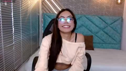 Eveline  online show from 8, 3, 2025