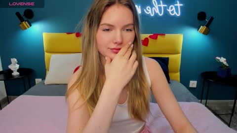 Eveline online show from 4, 2, 2026