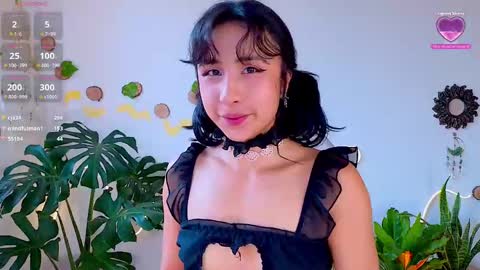 Snapshot of evelyn_chelle chatting on 7, 3, 2025 Im Eve or Chelle Next Stream 191224 online show from 7, 3, 2025