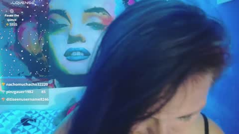 Juliana online show from 13, 1, 2025