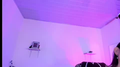 evelyn_miller___ online show from 4, 3, 2026