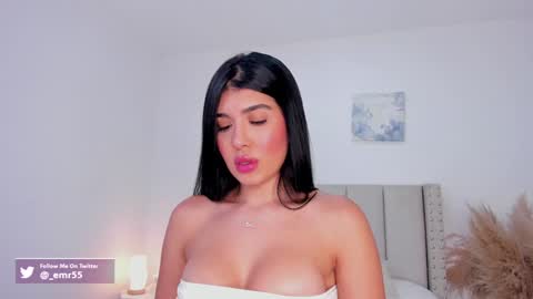 Snapshot of evelyn_montoya chatting on 20, 12, 2024 Evelyn online show from 20, 12, 2024