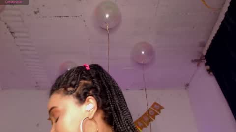 Snapshot of evelyn_sandoval chatting on 5, 12, 2024 Evelyn Sandoval online show from 5, 12, 2024