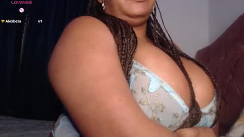 Snapshot of evelyn_sandoval chatting on 20, 2, 2025 Evelyn Sandoval online show from 20, 2, 2025