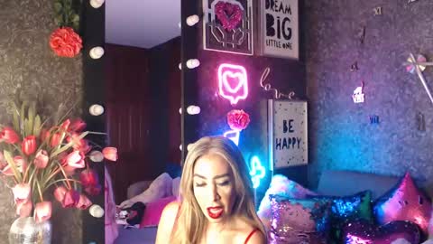 EvelynaGrey online show from 2, 12, 2024