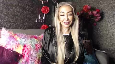 EvelynaGrey online show from 27, 1, 2025