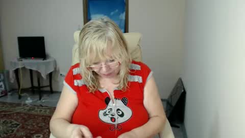 BarbaraBlondy online show from 14, 2, 2025