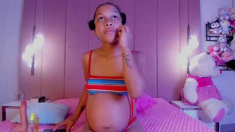 everly_smitth online show from 4, 10, 2025