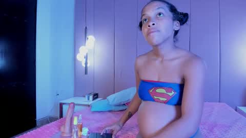 everly_smitth online show from 5, 10, 2025