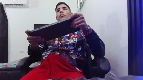 Snapshot of evessinn chatting on 9, 1, 2025 luis online show from 9, 1, 2025