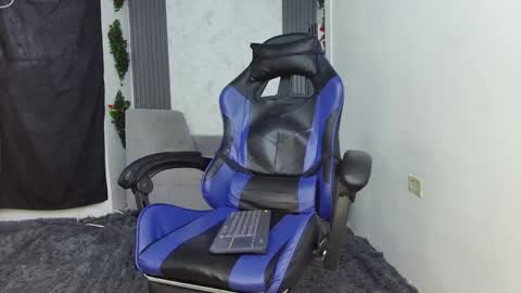 Snapshot of evessinn chatting on 28, 9, 2025 luis online show from 28, 9, 2025