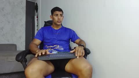 Snapshot of evessinn chatting on 16, 11, 2025 luis online show from 16, 11, 2025