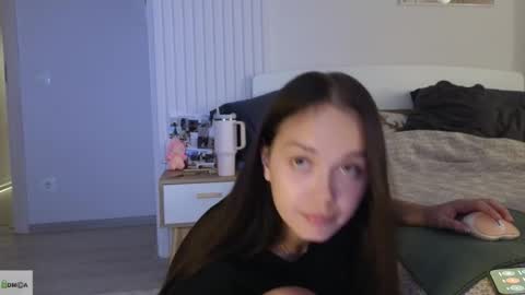 evi_woow online show from 10, 2, 2026