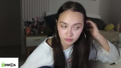 evi_woow online show from 19, 2, 2026