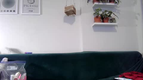 Snapshot of evillers1 chatting on 5, 3, 2025 Badblondebunny online show from 5, 3, 2025