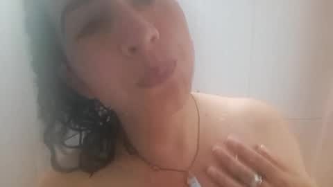 Snapshot of evolet_evolet_ chatting on 8, 11, 2025 Evolet online show from 8, 11, 2025