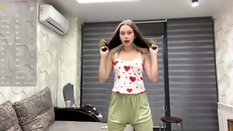 Eva online show from 10, 10, 2025