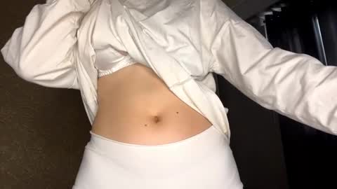 Snapshot of evonnesilvestre chatting on 19, 1, 2026 Eva online show from 19, 1, 2026