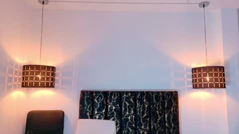 evvaa_moon online show from 5, 11, 2025