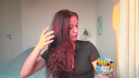 ewelynscott online show from 7, 11, 2025