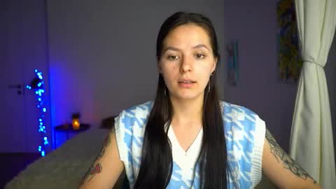 ewelynscott online show from 1, 12, 2025