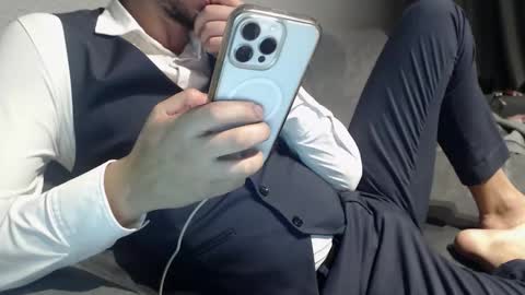 excited222 online show from 15, 10, 2025